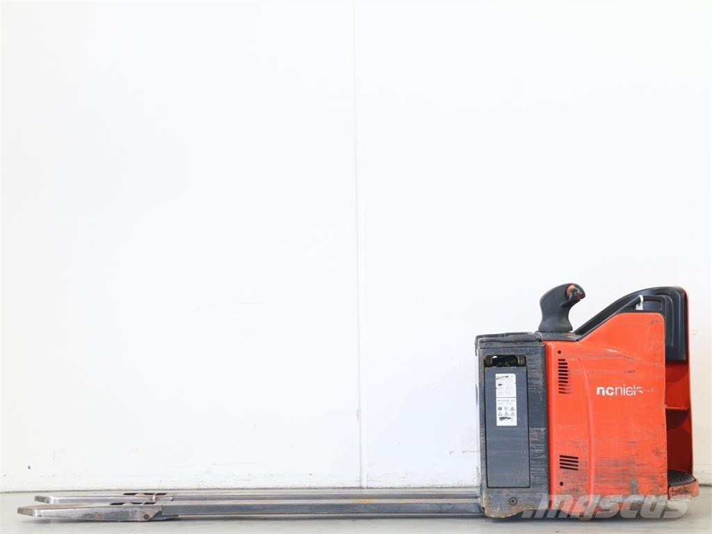 Linde T25SP/131 Empilhador para operador externo