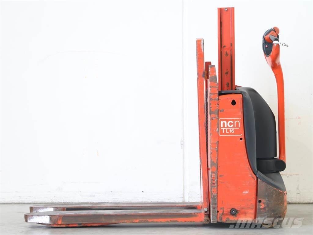 NCN TL16/1152-00 Empilhador para operador externo