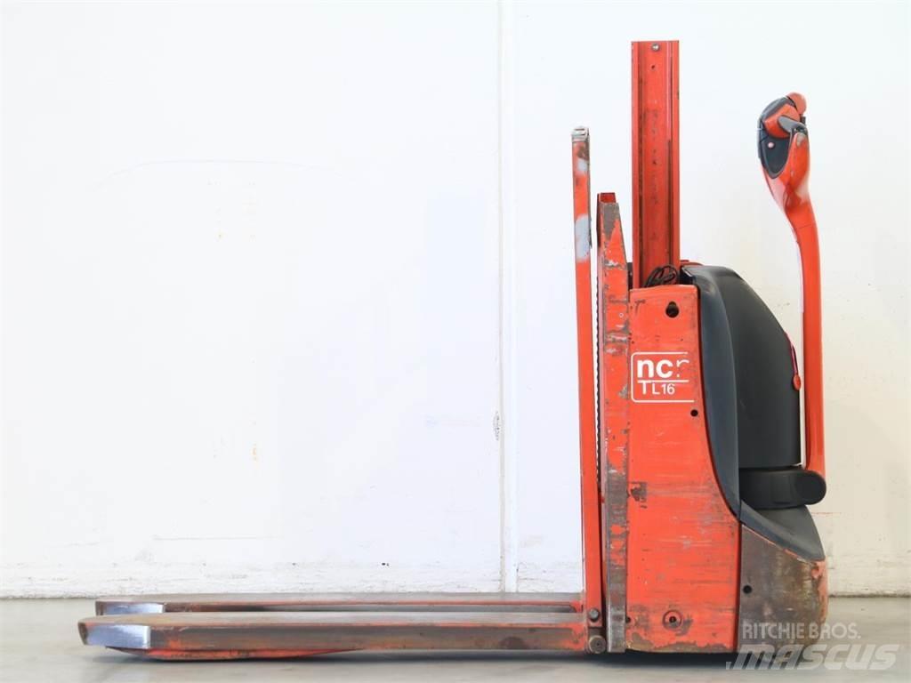 NCN TL16/1152-00 Empilhador para operador externo