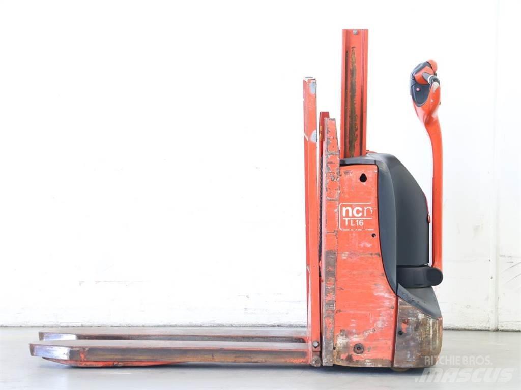 NCN TL16/1152-00 Empilhador para operador externo