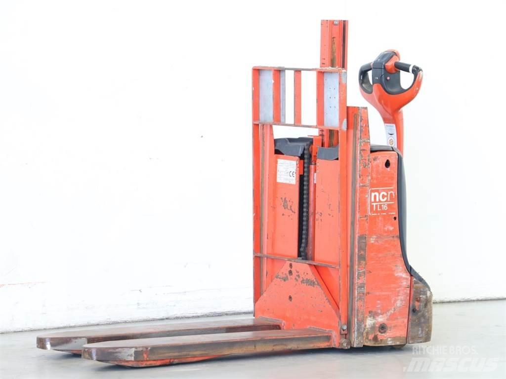 NCN TL16/1152-00 Empilhador para operador externo
