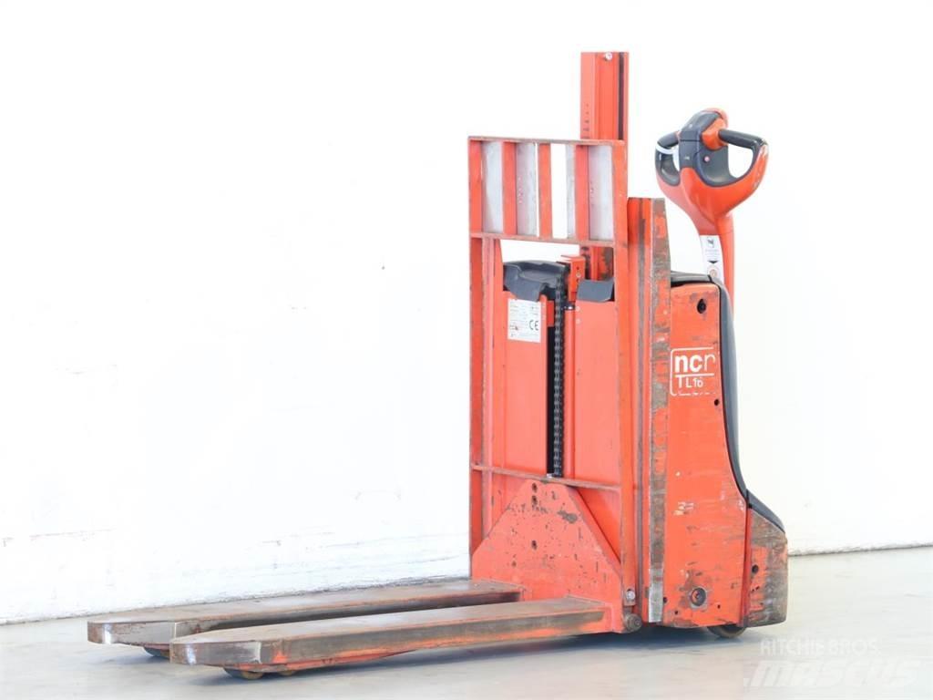 NCN TL16/1152-00 Empilhador para operador externo