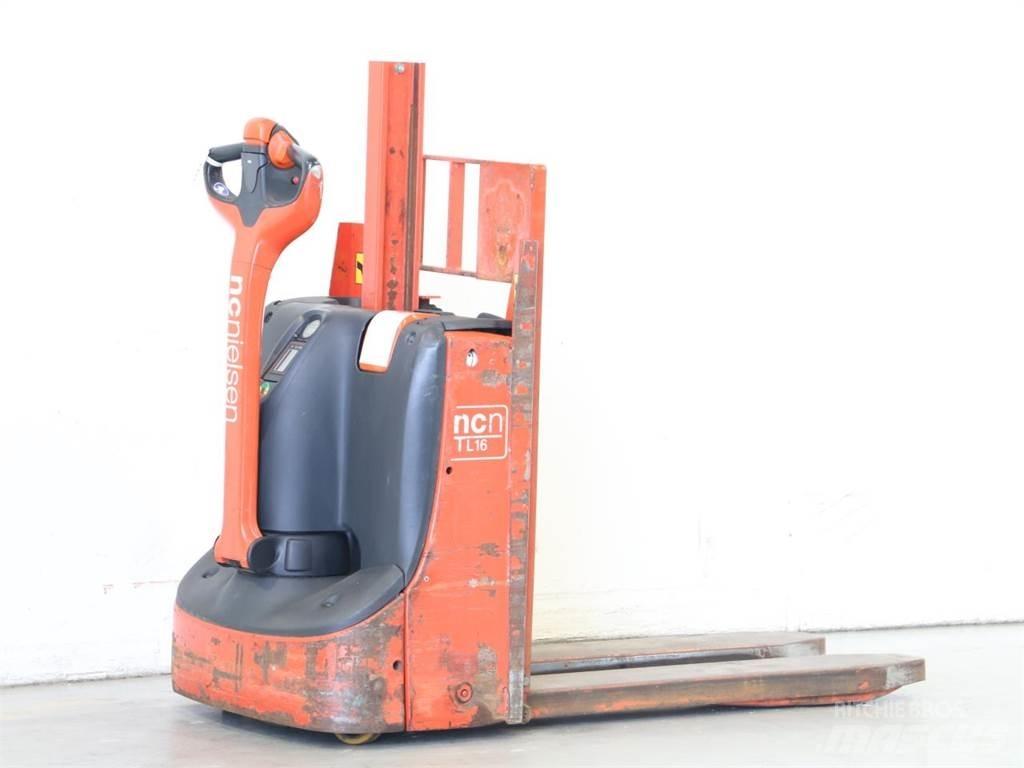 NCN TL16/1152-00 Empilhador para operador externo