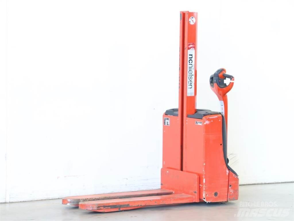 NCN TL1600/1152 Empilhador para operador externo