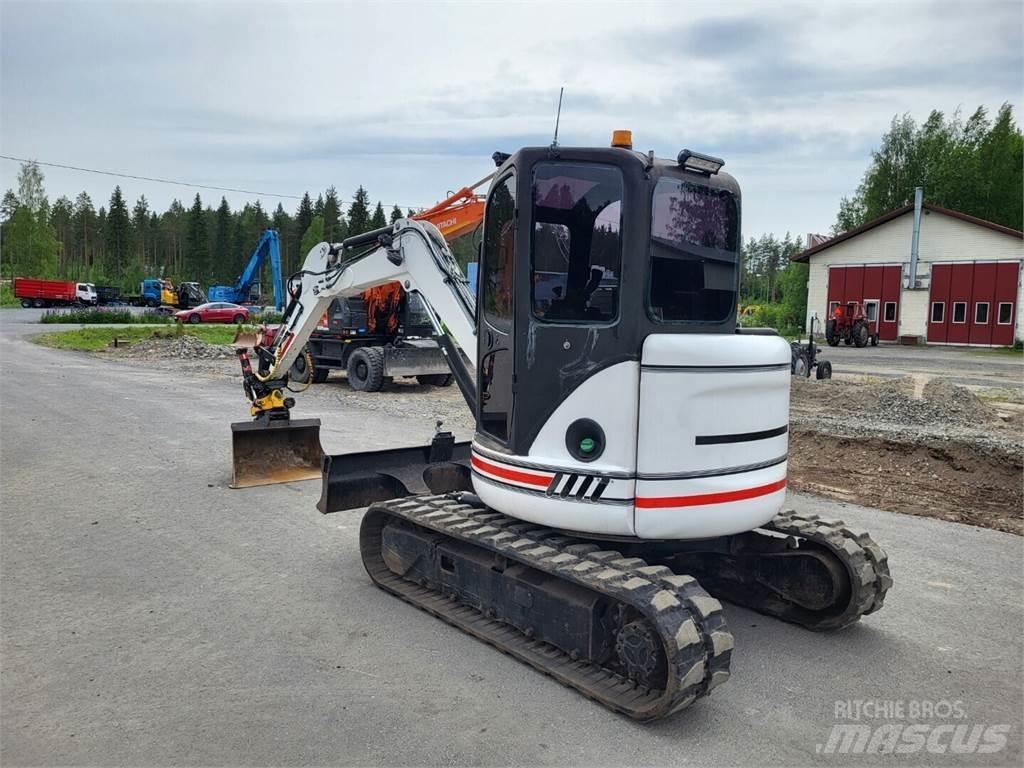 Bobcat 435H Mini Escavadoras <7t