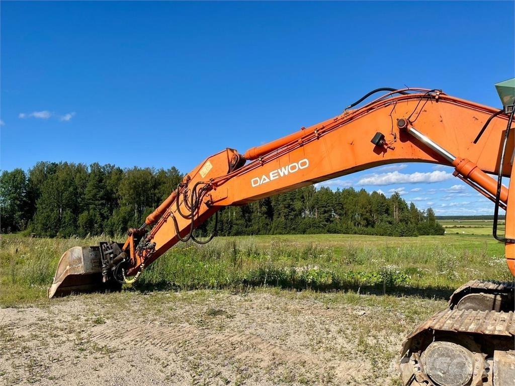 Daewoo 220LC-V Escavadoras de rastos