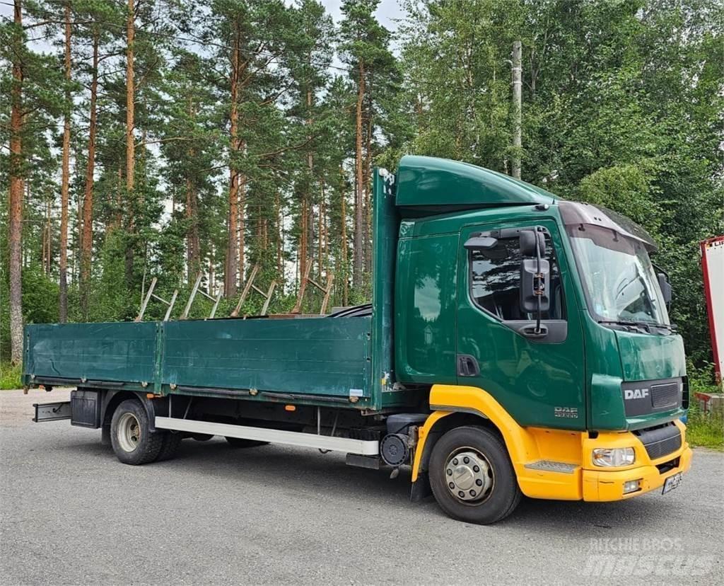DAF LF 45.220 Camiões estrado/caixa aberta