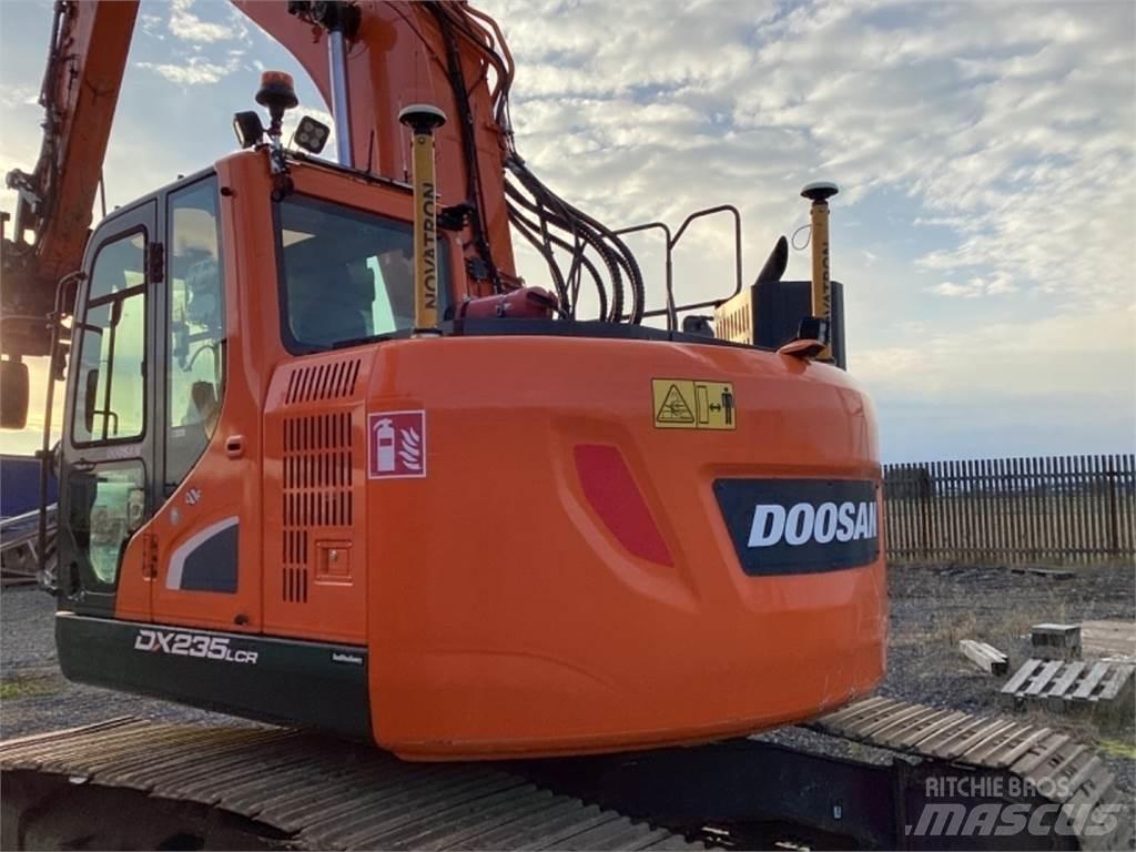 Doosan DX235 LCR Escavadoras de rastos