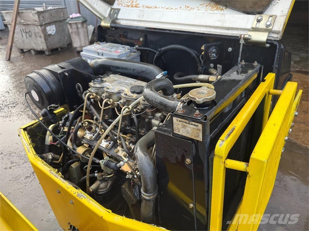 Dynapac CC 100 Construção - Outros
