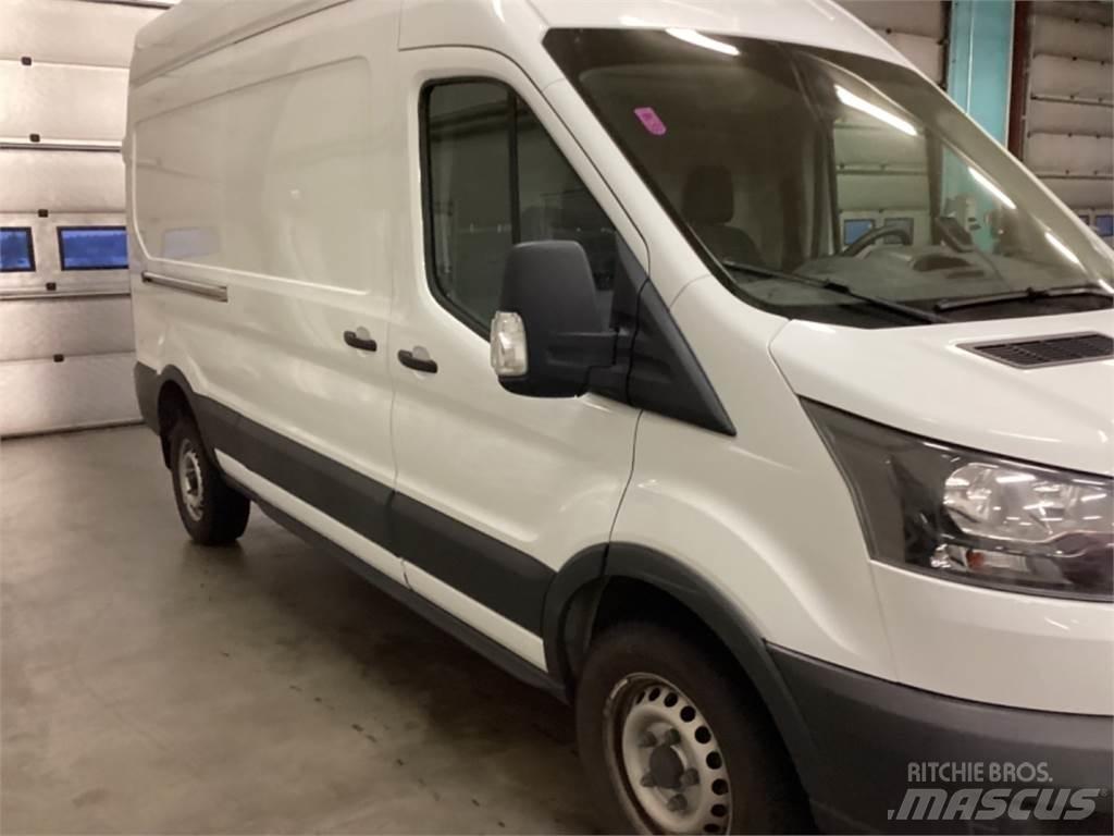 Ford Transit Carrinhas de caixa fechada