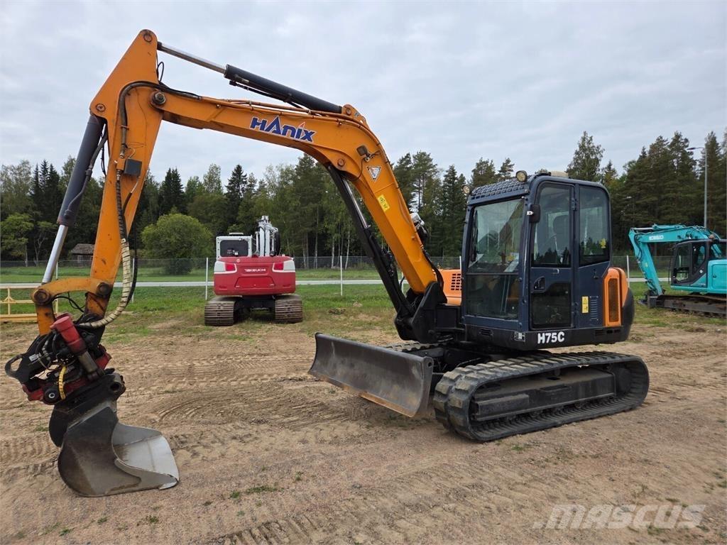 Hanix H75C Escavadoras Midi 7t - 12t