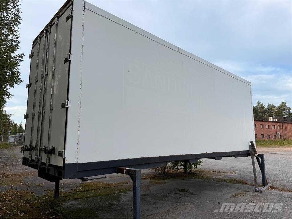  JALKALAVAKONTTI Contentores especiais