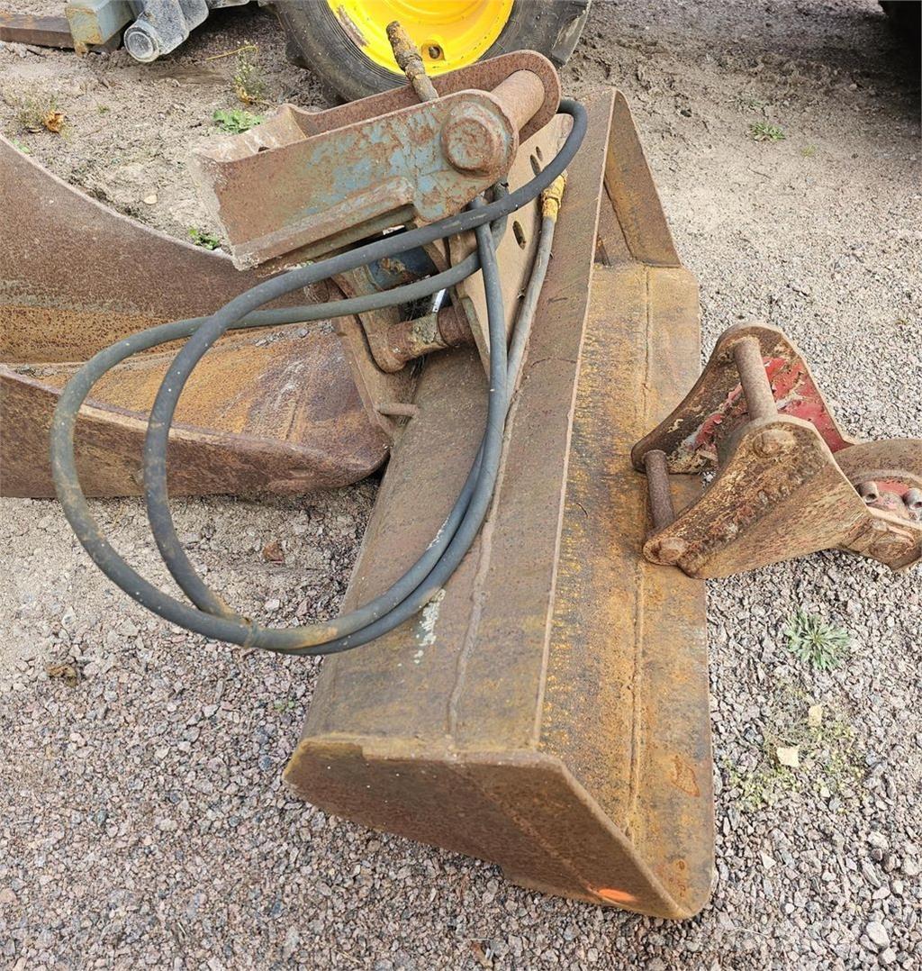  Kallistuva kauha Baldes