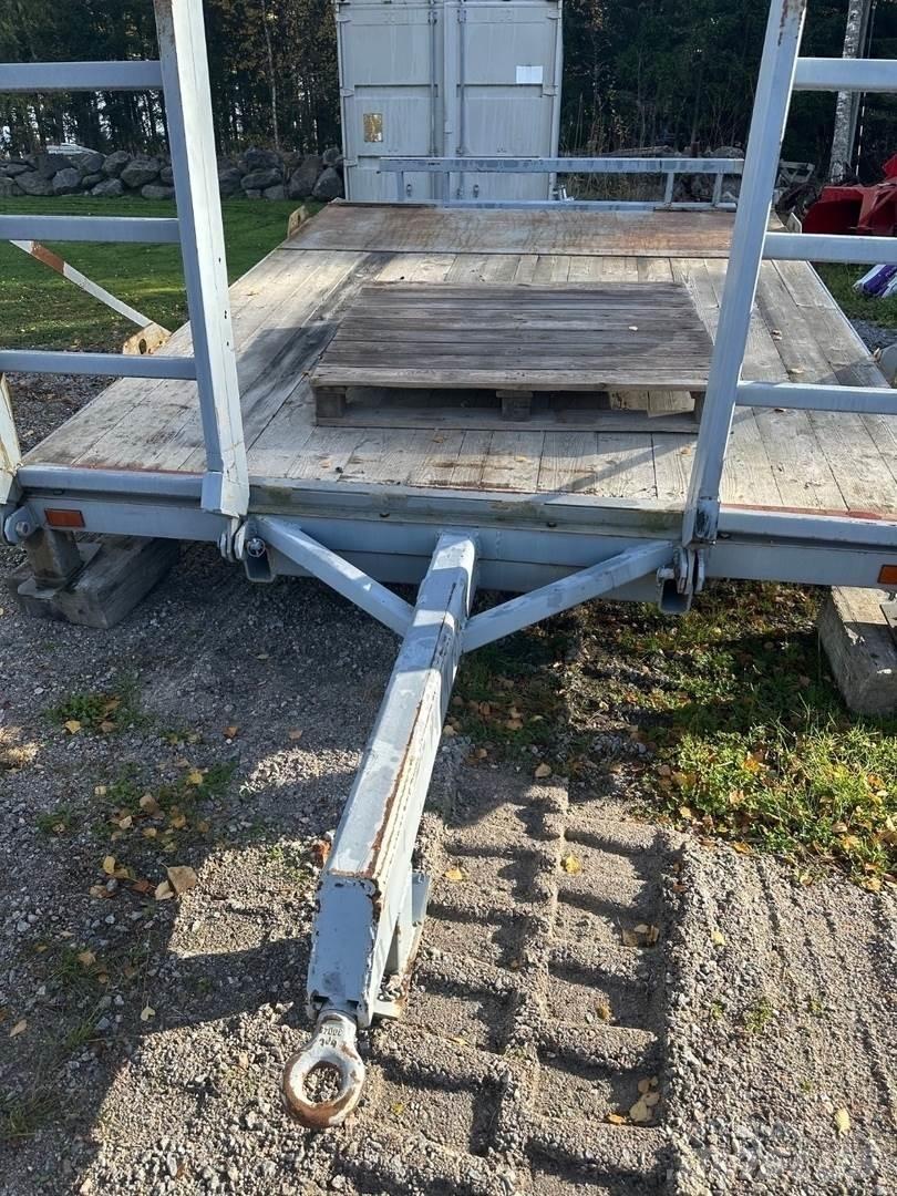  Kuljetuslavetti Outros reboques agricolas