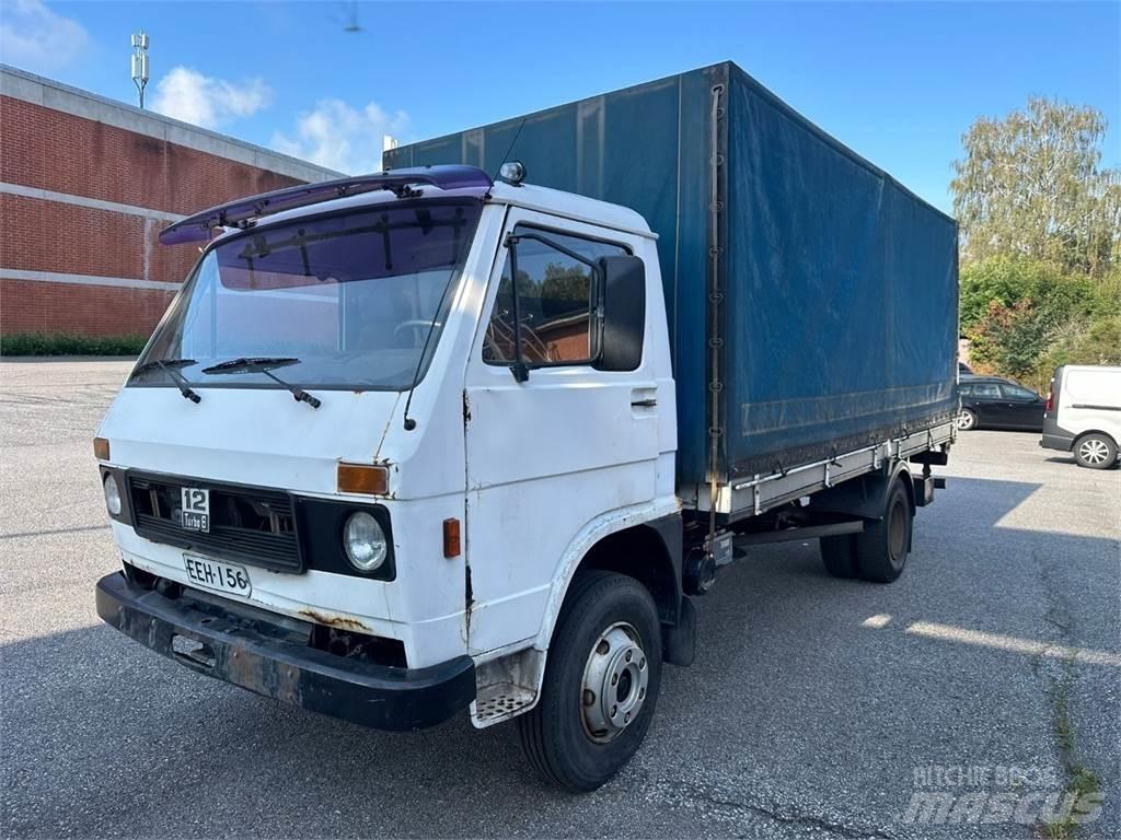 MAN Vw 9.136 Camiões caixa cortinas laterais