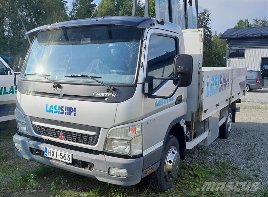 Mitsubishi Canter Pick up de caixa aberta