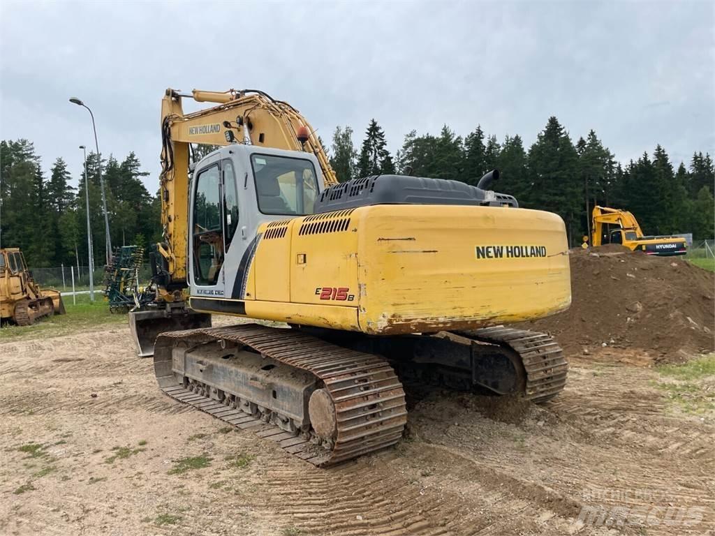 New Holland E215B Escavadoras de rastos