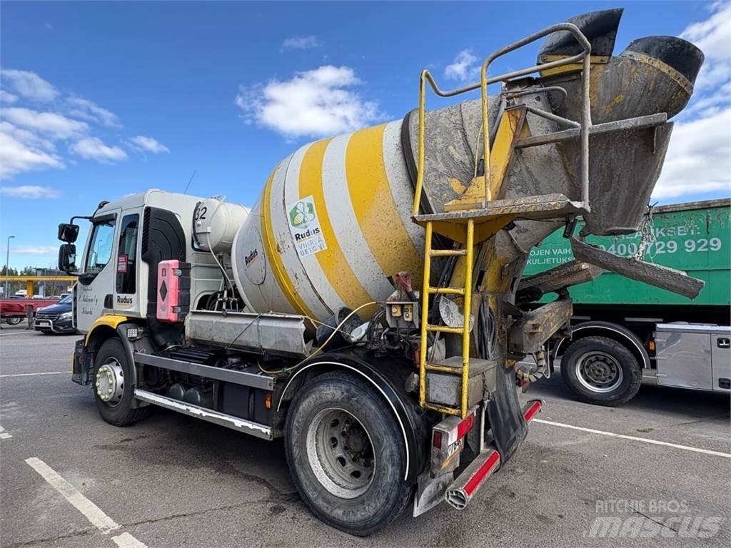 Renault D 18 WIDE Camiões de betão