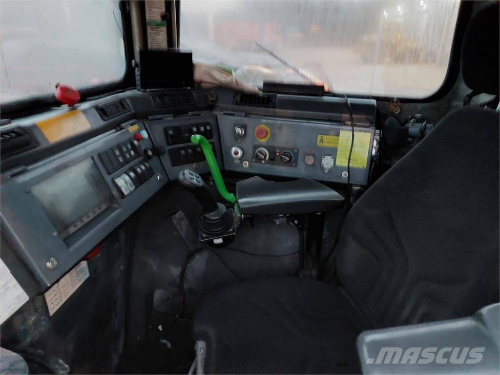 Sandvik TORO 517 Pás carregadoras de rodas