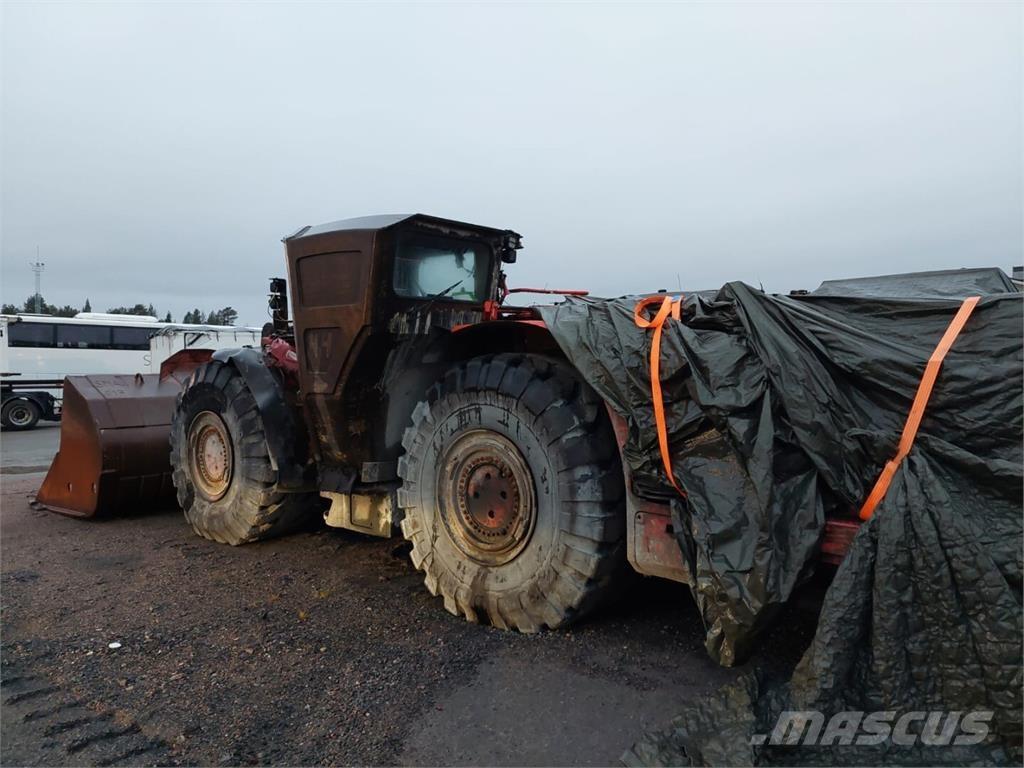 Sandvik TORO 517 Pás carregadoras de rodas