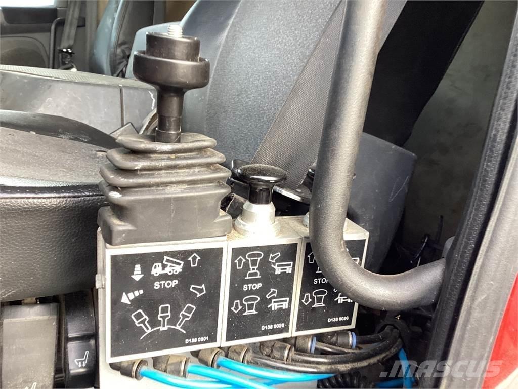 Scania P 320 Camiões Ampliroll
