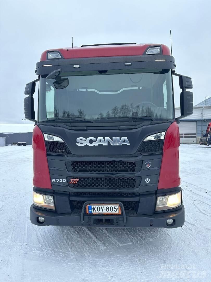 Scania R730 8x4 Camiões de transporte de troncos
