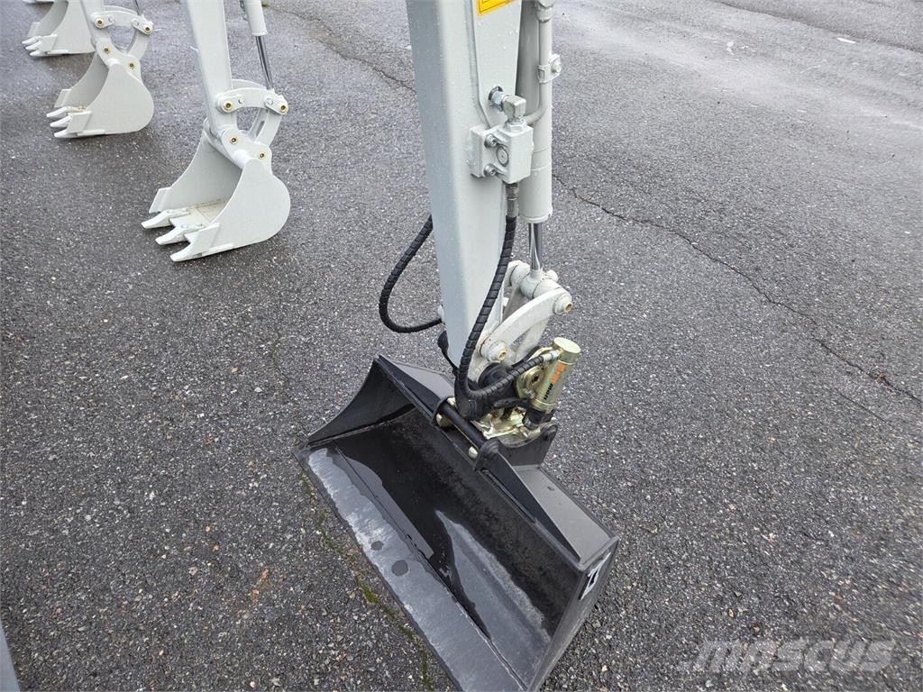 Takeuchi TB210R Mini Escavadoras <7t