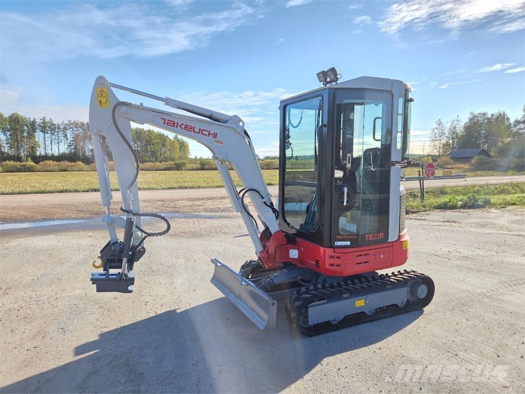 Takeuchi TB23R Mini Escavadoras <7t