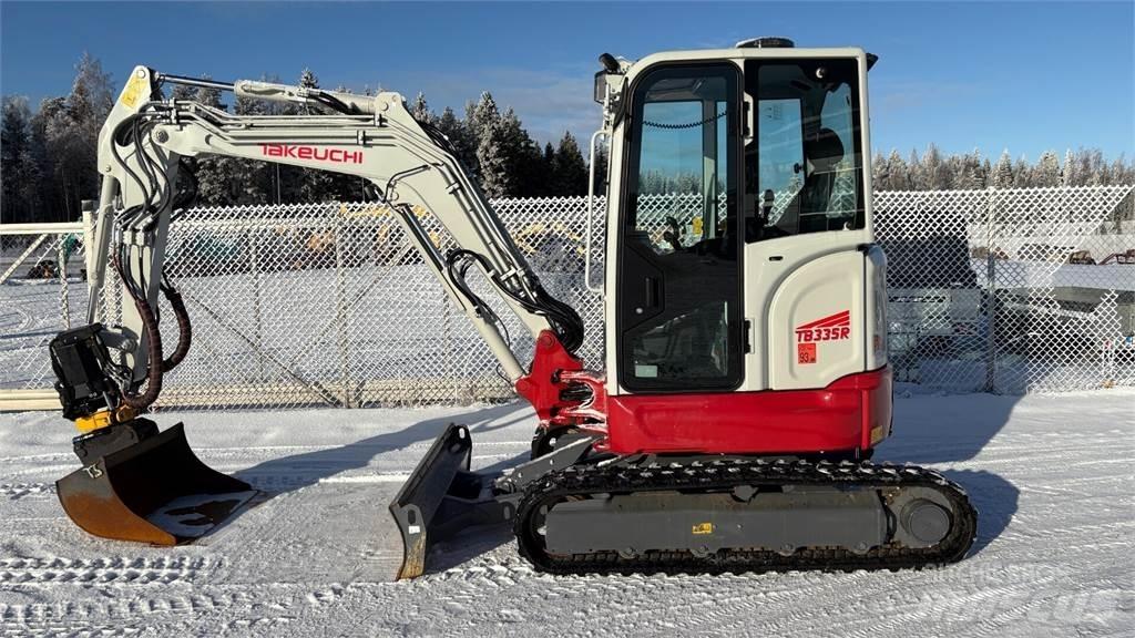 Takeuchi TB335R Mini Escavadoras <7t