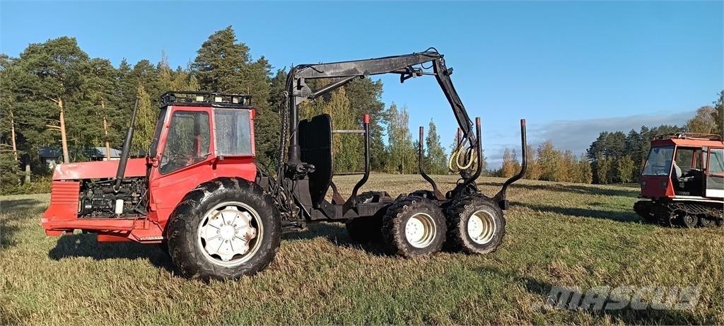 Valmet 702 Forwarders florestais