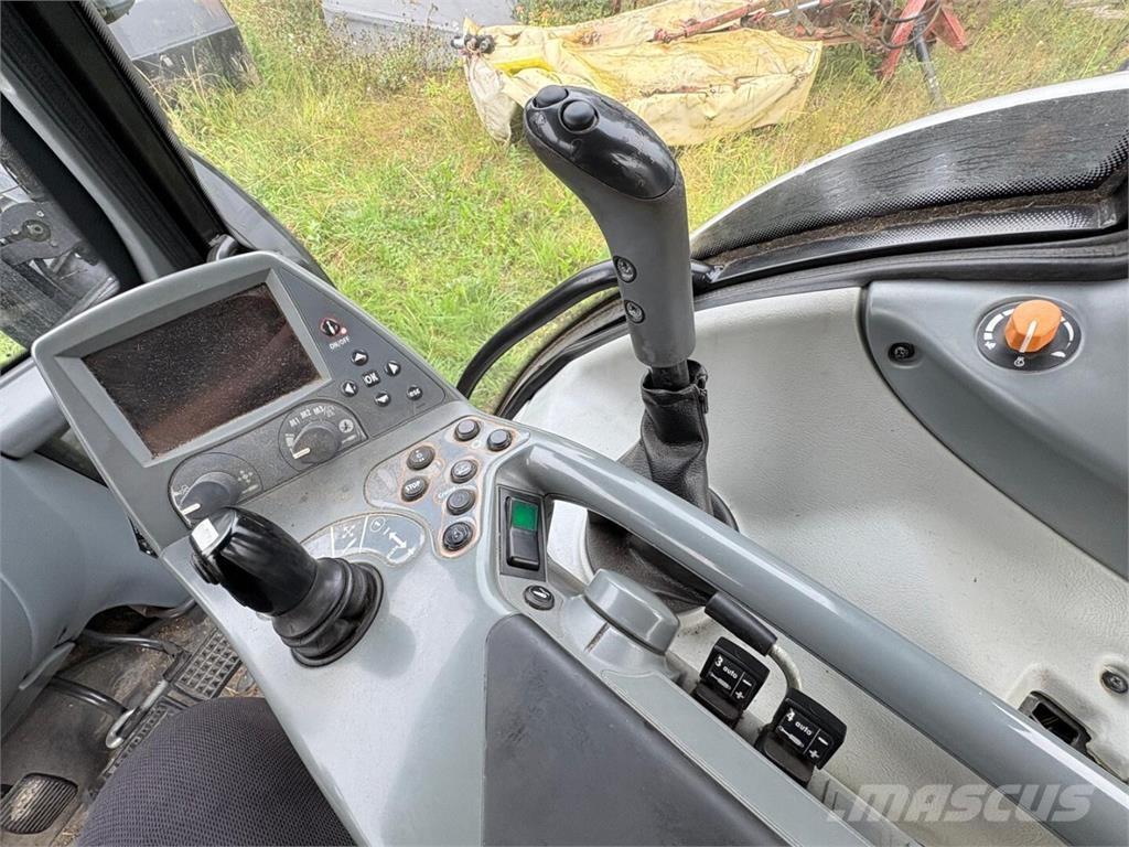 Valtra T 151 E Tratores Agrícolas usados