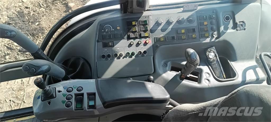 Valtra T 180 Tratores Agrícolas usados