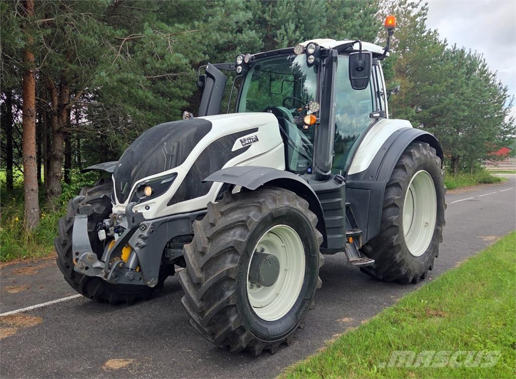 Valtra T254 Versu Tratores Agrícolas usados