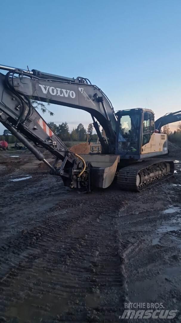 Volvo 210c Escavadoras de rastos