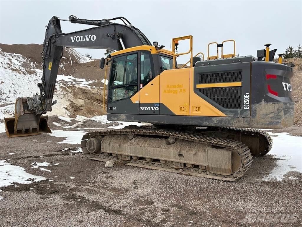 Volvo EC250EL Escavadoras de rastos