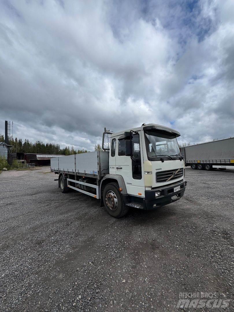 Volvo FL6 Camiões estrado/caixa aberta