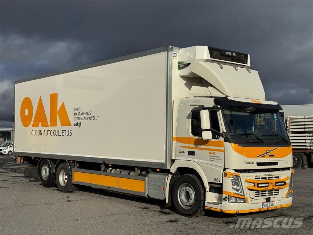 Volvo FM330 6x2 Camiões caixa temperatura controlada