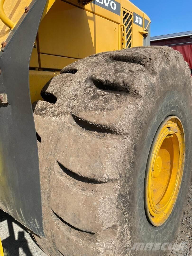 Volvo L180D Pás carregadoras de rodas