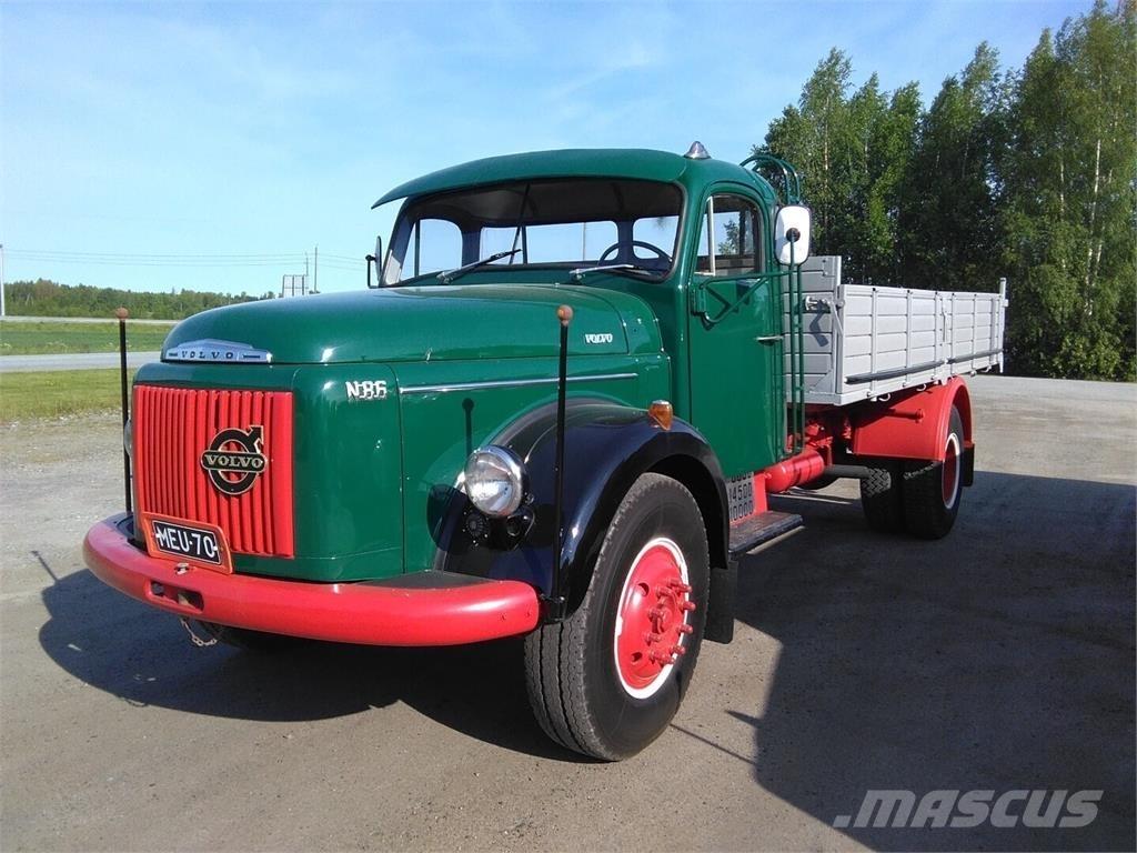 Volvo N 86 Camiões estrado/caixa aberta