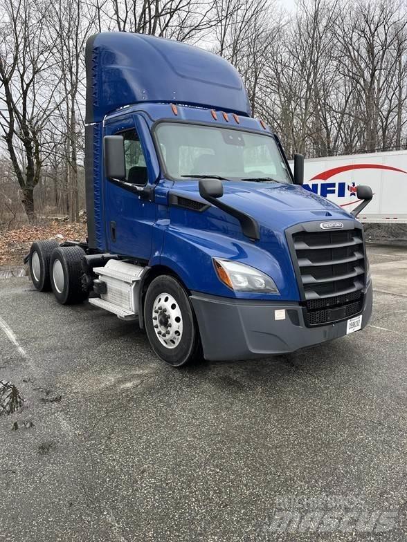 Freightliner CASCADIA 116 Tractores (camiões)