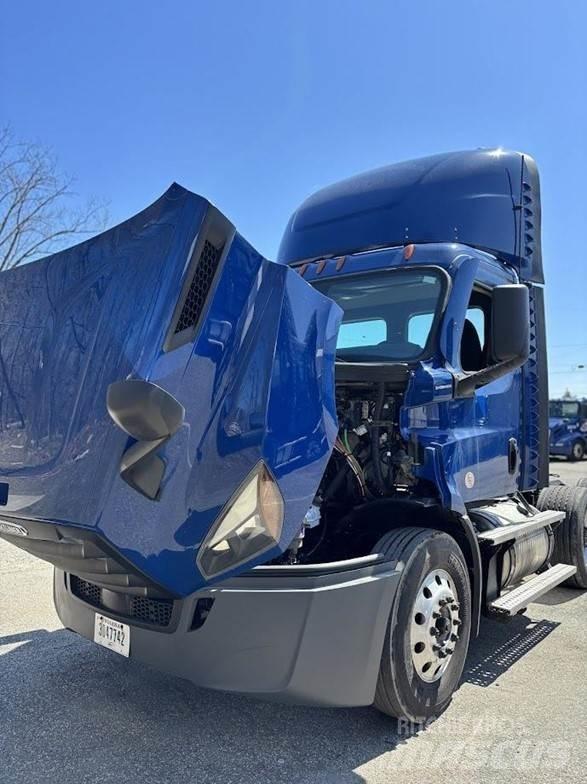 Freightliner CASCADIA 116 Tractores (camiões)