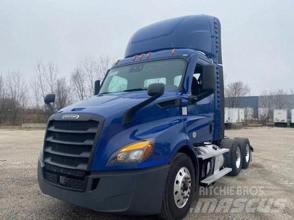 Freightliner CASCADIA 116 Tractores (camiões)
