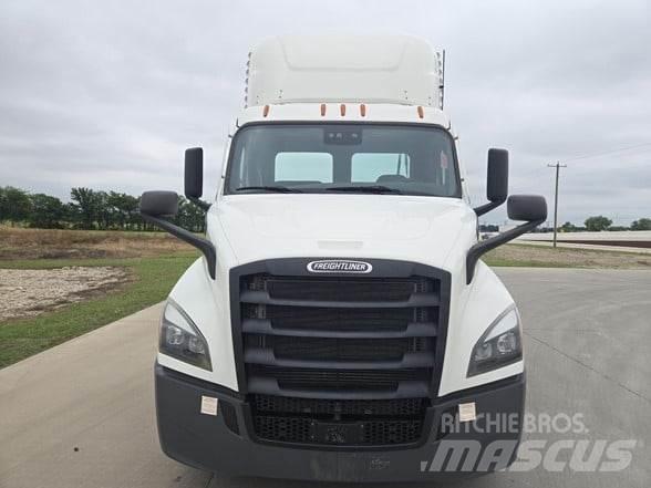 Freightliner CASCADIA 116 Tractores (camiões)