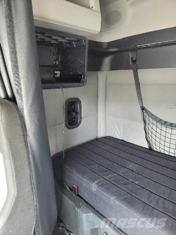 Freightliner CASCADIA 116 Tractores (camiões)