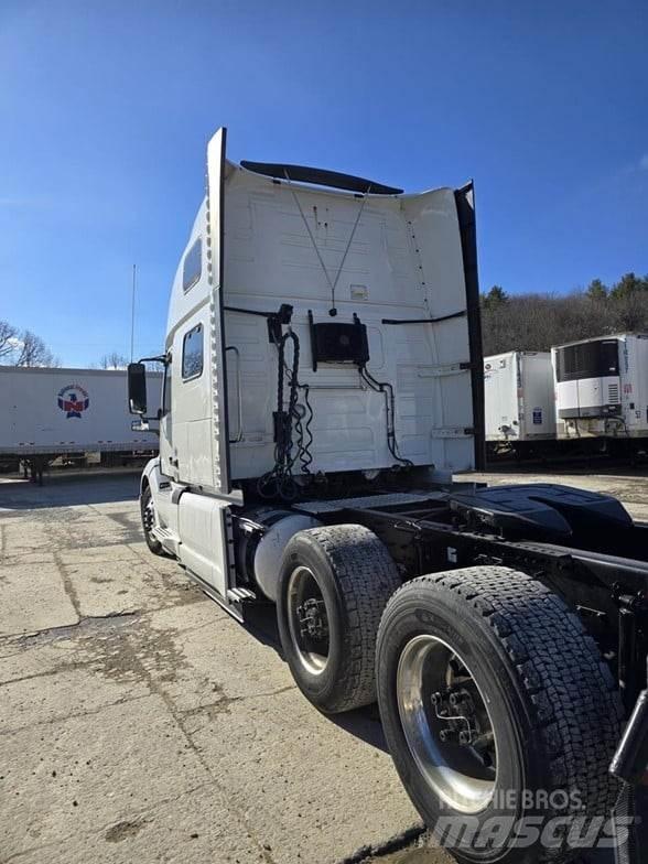Volvo VNL64T860 Tractores (camiões)