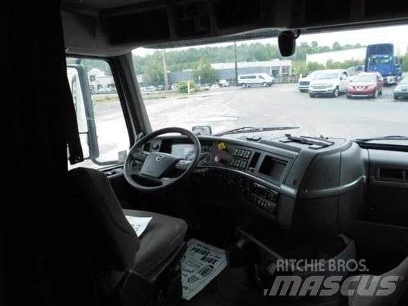 Volvo VNL64T860 Tractores (camiões)
