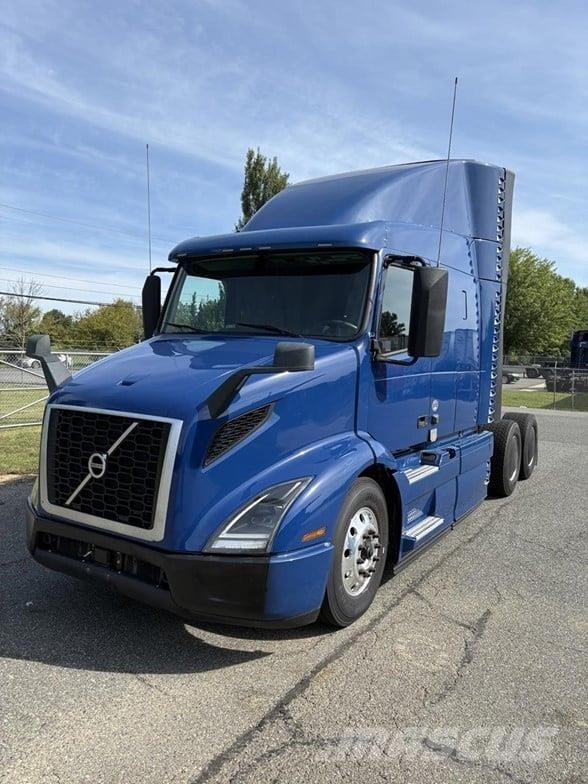 Volvo VNR64T640 Tractores (camiões)