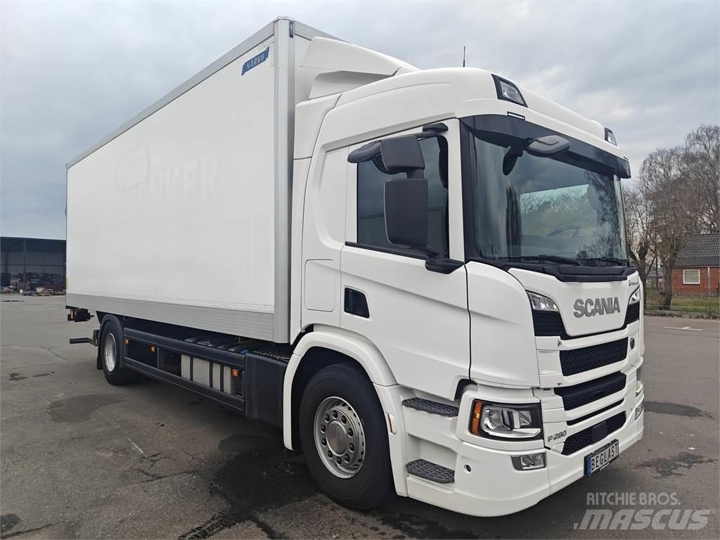 Scania P280 Camiões de caixa fechada