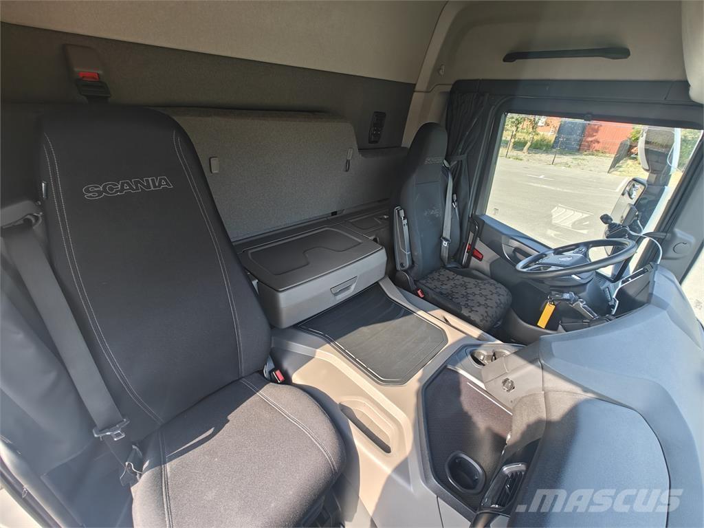 Scania P450 Camiões Ampliroll