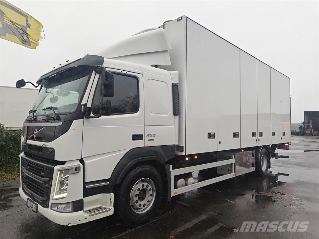 Volvo FM330 Camiões de caixa fechada